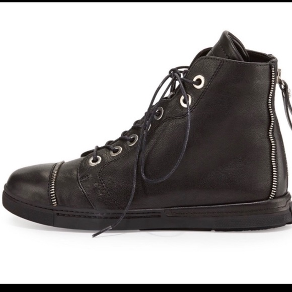 Stuart Weitzman Boots - Picture 4 of 15